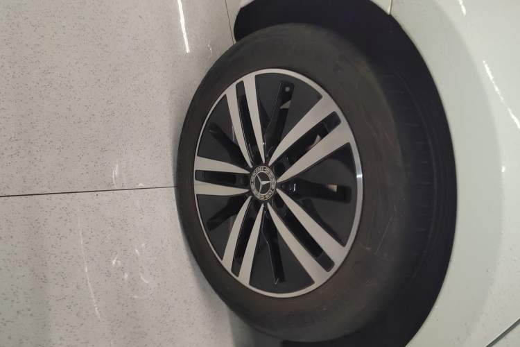 Used Mercedes-Benz A-Class 2021 A 180 Right Rear Wheel Hub