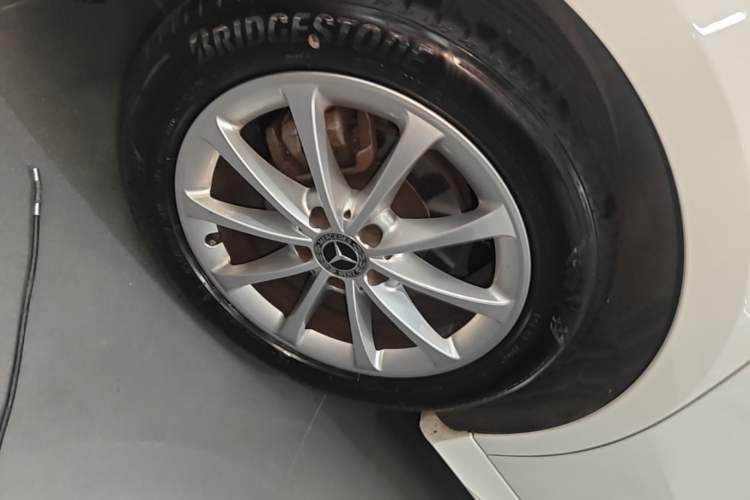 Used Mercedes-Benz A-Class 2021 A 200 L Sport Sedan Dynamic Model Right Rear Wheel Hub