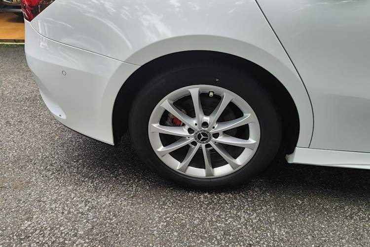 Used Mercedes-Benz A-Class 2021 A 200 L Sport Sedan Dynamic Model Right Rear Wheel Hub