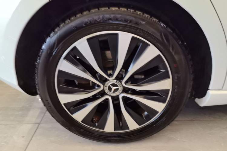 Used Mercedes-Benz A-Class 2021 A 200 Dynamic Edition Right Rear Wheel Hub