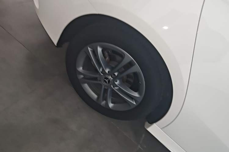 Used Mercedes-Benz A-Class 2021 Restyled A 180 L Sport Sedan Right Rear Wheel Hub