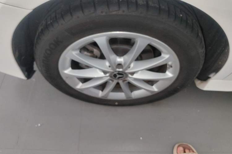 Used Mercedes-Benz A-Class 2021 A 200 L Sport Sedan Fashion Model Right Rear Wheel Hub
