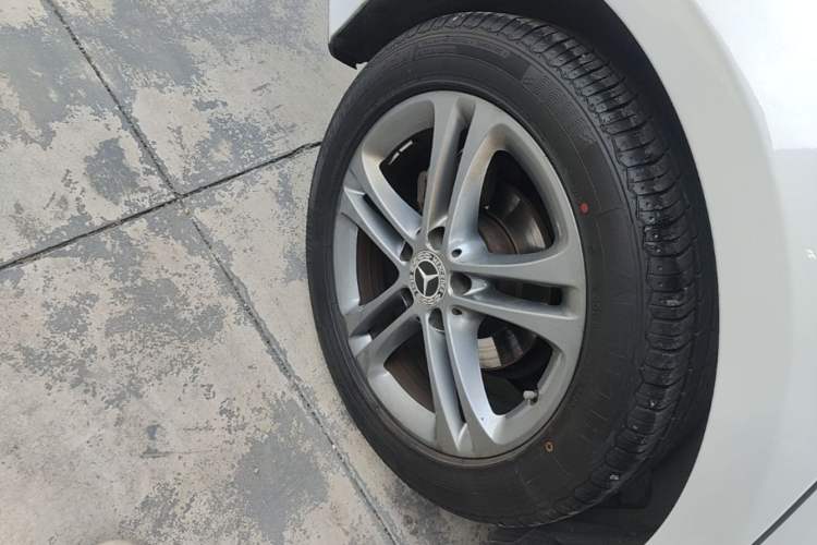 Used Mercedes-Benz A-Class 2021 Restyled A 180 L Sport Sedan Right Rear Wheel Hub