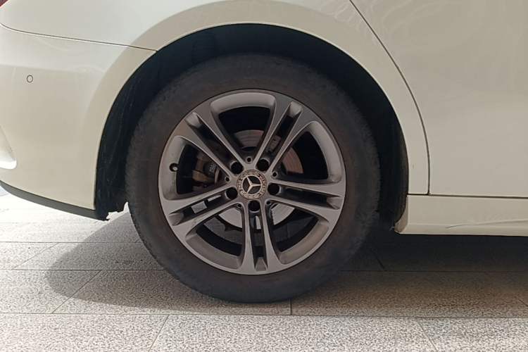 Used Mercedes-Benz A-Class 2021 A 180 L Sport Sedan Right Rear Wheel Hub