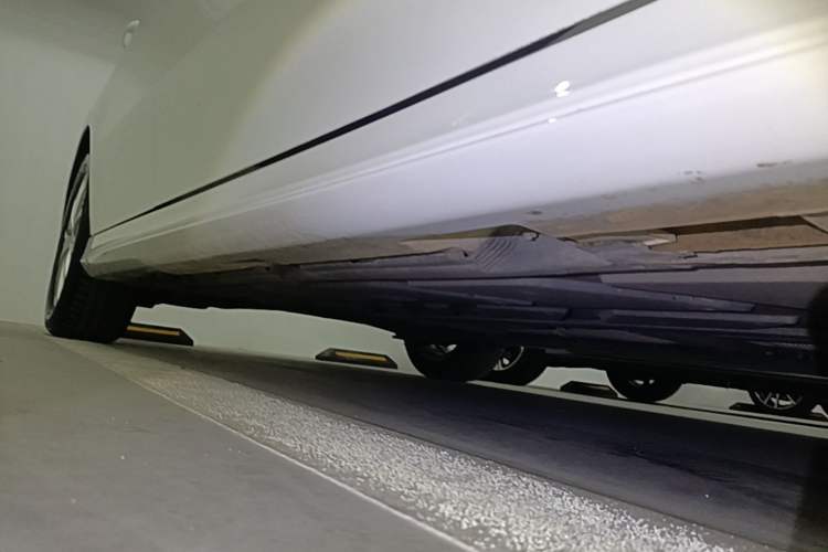 Used Mercedes-Benz A-Class 2021 A 200 L Sport Sedan Fashion Model Right Side Sill
