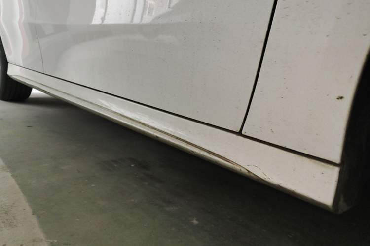 Used Mercedes-Benz A-Class 2021 A 200 L Sport Sedan Dynamic Model Right Side Sill