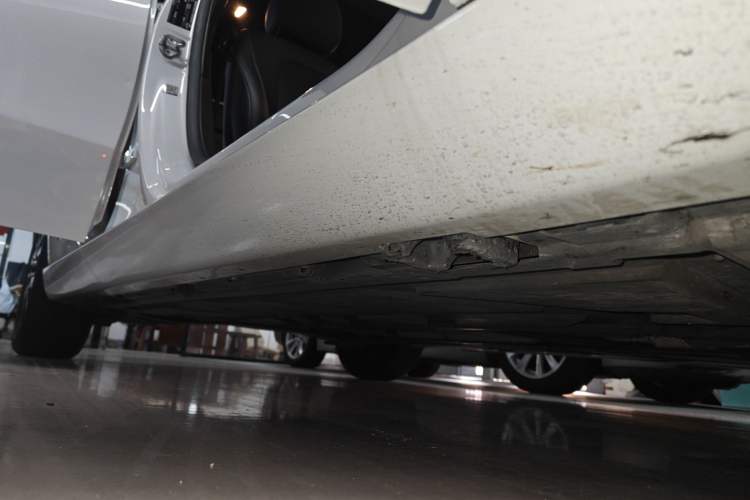 Used Mercedes-Benz A-Class 2021 A 200 Dynamic Edition Right Side Sill