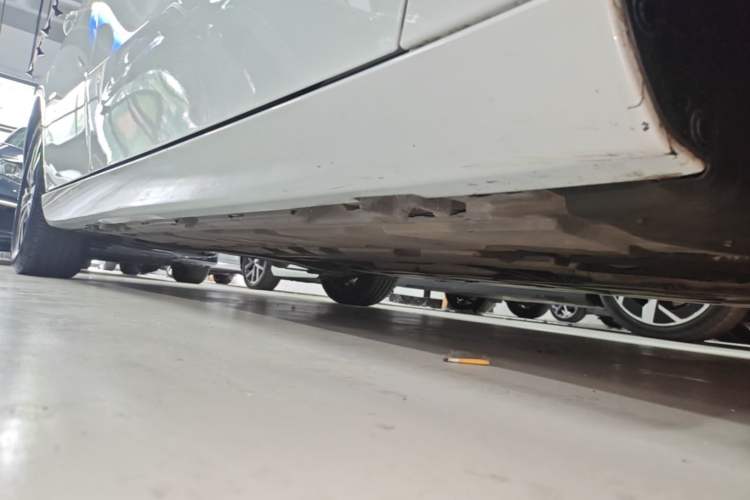 Used Mercedes-Benz A-Class 2021 A 200 Dynamic Edition Right Side Sill