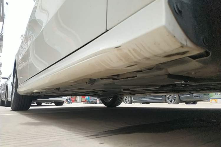 Used Mercedes-Benz A-Class 2021 A 200 L Sport Sedan Fashion Model Right Side Sill