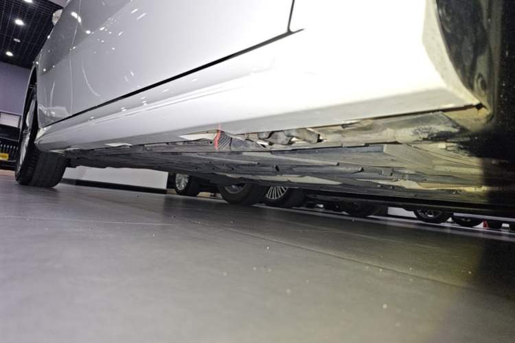Used Mercedes-Benz A-Class 2021 A 200 L Sport Sedan Fashion Model Right Side Sill
