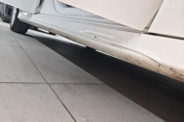Used Mercedes-Benz A-Class 2021 A 200 L Sport Sedan Fashion Model Right Side Sill