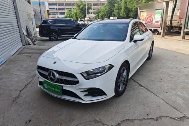 Mercedes-Benz A-Class 2021 A 180 L Sport Sedan usado