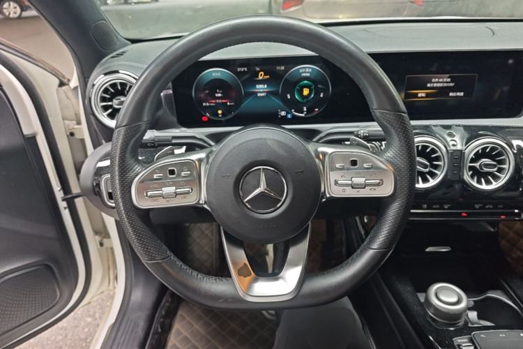 Used Mercedes-Benz A-Class 2021 A 200 L Sport Sedan Fashion Model Steering Wheel