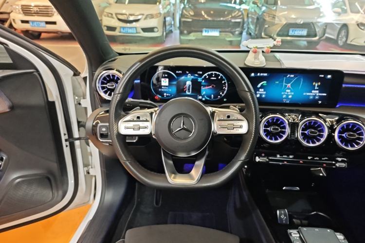 Used Mercedes-Benz A-Class 2021 A 200 L Sport Sedan Fashion Model Steering Wheel