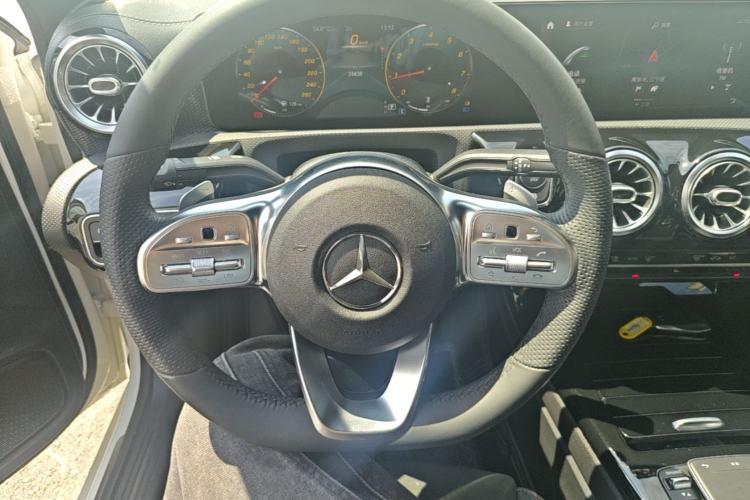 Used Mercedes-Benz A-Class 2021 A 200 L Sport Sedan Fashion Model Steering Wheel