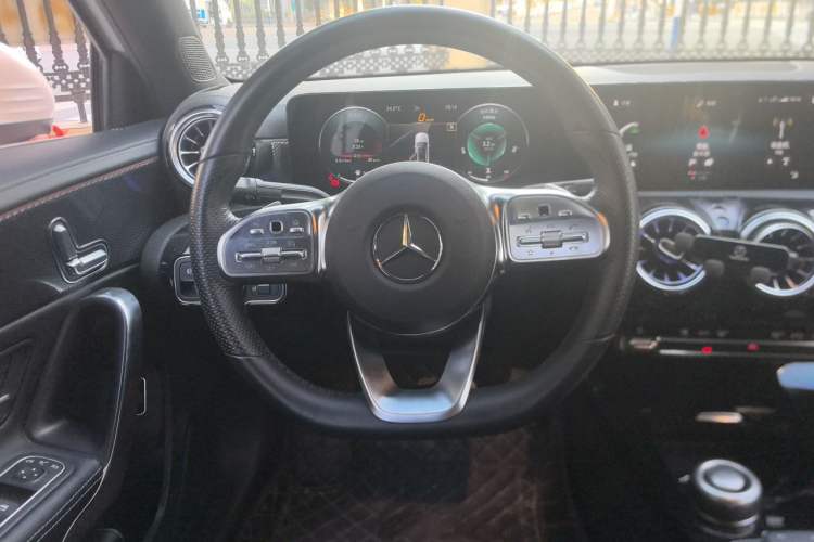 Used Mercedes-Benz A-Class 2021 A 200 L Sport Sedan Fashion Model Steering Wheel