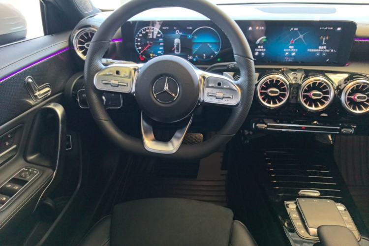 Used Mercedes-Benz A-Class 2021 A 200 L Sport Sedan Fashion Model Steering Wheel
