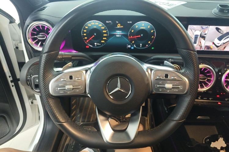 Used Mercedes-Benz A-Class 2021 A 200 L Sport Sedan Fashion Model Steering Wheel