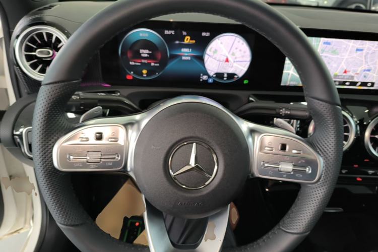Used Mercedes-Benz A-Class 2021 A 200 L Sport Sedan Fashion Model Steering Wheel