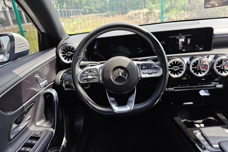 Used Mercedes-Benz A-Class 2021 A 200 L Sport Sedan Fashion Model Steering Wheel