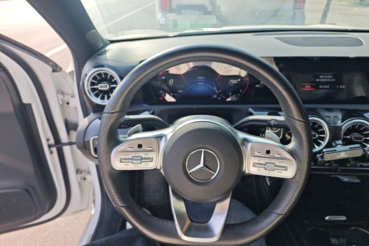 Used Mercedes-Benz A-Class 2021 A 200 L Sport Sedan Fashion Model Steering Wheel