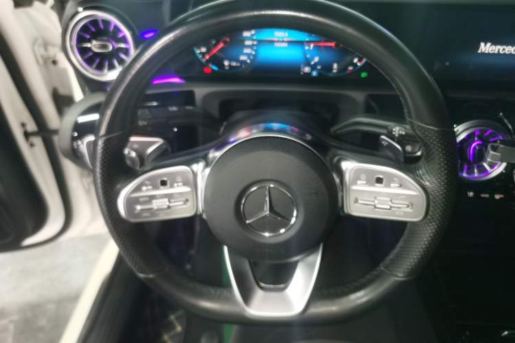 Used Mercedes-Benz A-Class 2021 A 200 L Sport Sedan Fashion Model Steering Wheel
