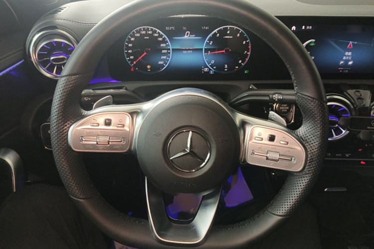Used Mercedes-Benz A-Class 2021 A 200 L Sport Sedan Fashion Model Steering Wheel