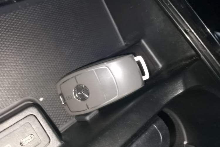 Used Mercedes-Benz A-Class 2021 A 200 L Sport Sedan Fashion Model Vehicle Key