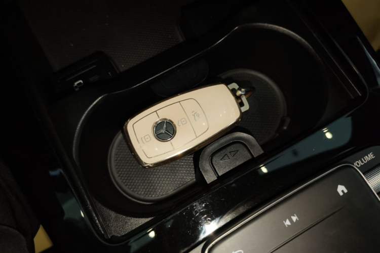 Used Mercedes-Benz A-Class 2021 A 200 L Sport Sedan Fashion Model Vehicle Key