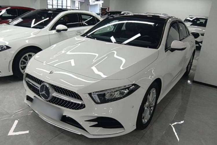 Used Mercedes-Benz A-Class 2021 A 200 L Sport Sedan Fashion Model Guazi used car, China used car export, Used car for sale, Used cars, Cheapest cars for sale