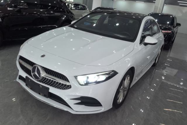 Mercedes-Benz A-Class 2021 A 200 L Sport Sedan Fashion Model usado