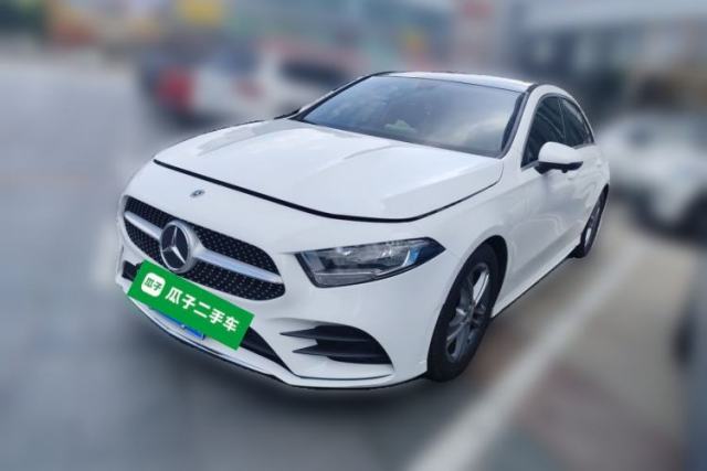 Mercedes-Benz A-Class 2021 Restyled A 180 L Sport Sedan usado