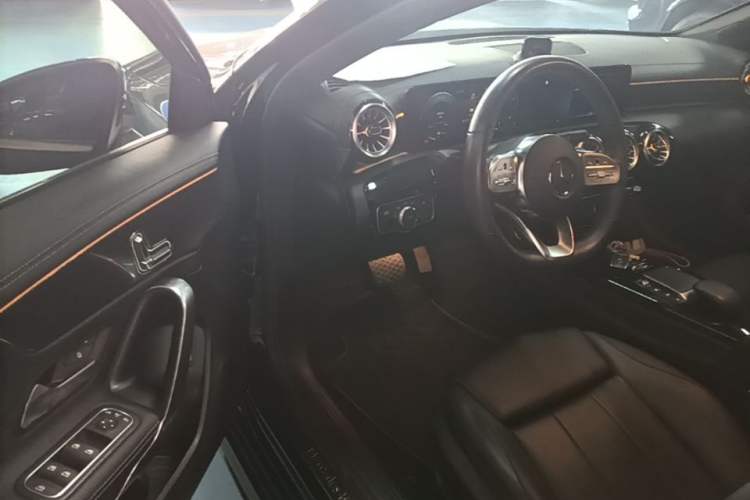 Used Mercedes-Benz A-Class 2022 Restyled A 200 L Sport Sedan Fashion Version Driver Seat