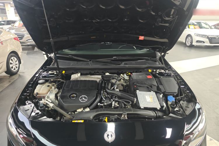 Used Mercedes-Benz A-Class 2022 Second Facelift A 200 L Sport Sedan Fashion Version Engine Bay