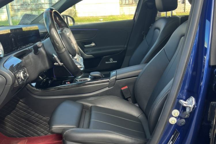 Used Mercedes-Benz A-Class 2022 Restyled A 200 L Sport Sedan Fashion Version Exterior 1
