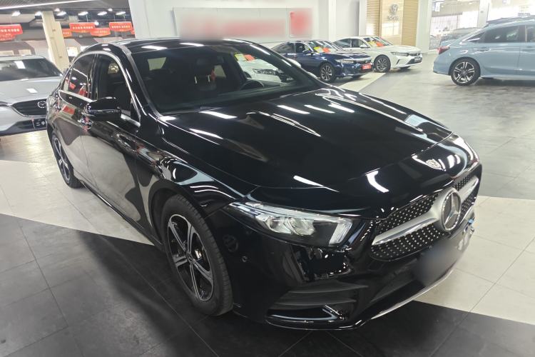 Used Mercedes-Benz A-Class 2022 Second Facelift A 200 L Sport Sedan Fashion Version Front Right 45 Deg