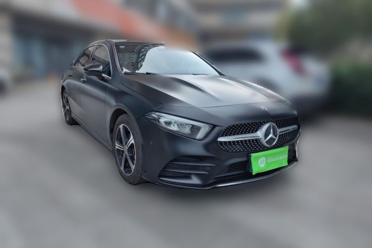Used Mercedes-Benz A-Class 2022 Revised Version A 200 L Sport Sedan Fashionable Style Front Right 45 Deg