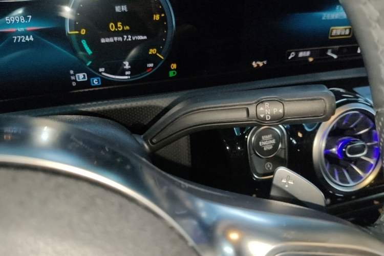 Used Mercedes-Benz A-Class 2022 A 200 L Sport Sedan Fashion Model Gear Lever