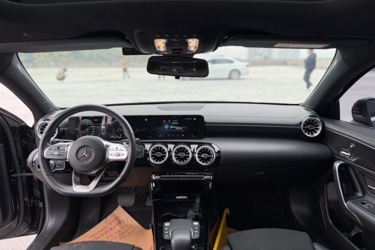 Used Mercedes-Benz A-Class 2022 A 200 L Sport Sedan Fashion Model Headliner
