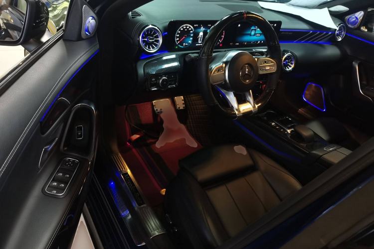 Used Mercedes-Benz A-Class 2022 Restyled A 200 L Sport Sedan Fashion Version Interior 2