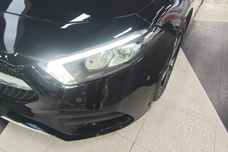 Used Mercedes-Benz A-Class 2022 Second Facelift A 200 L Sport Sedan Fashion Version Left Front Headlight