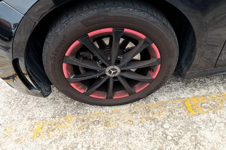 Used Mercedes-Benz A-Class 2022 Restyled A 200 L Sport Sedan Fashion Version Left Front Wheel Hub