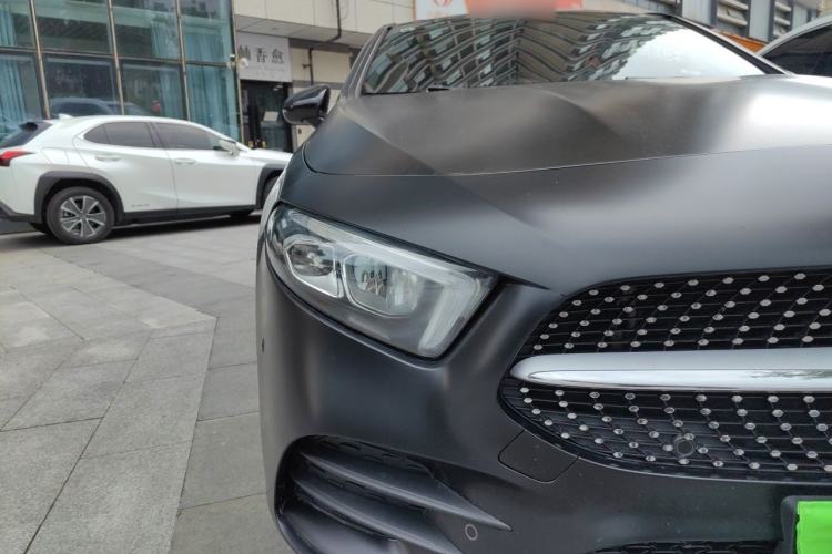 Used Mercedes-Benz A-Class 2022 Revised Version A 200 L Sport Sedan Fashionable Style Right Front Headlight