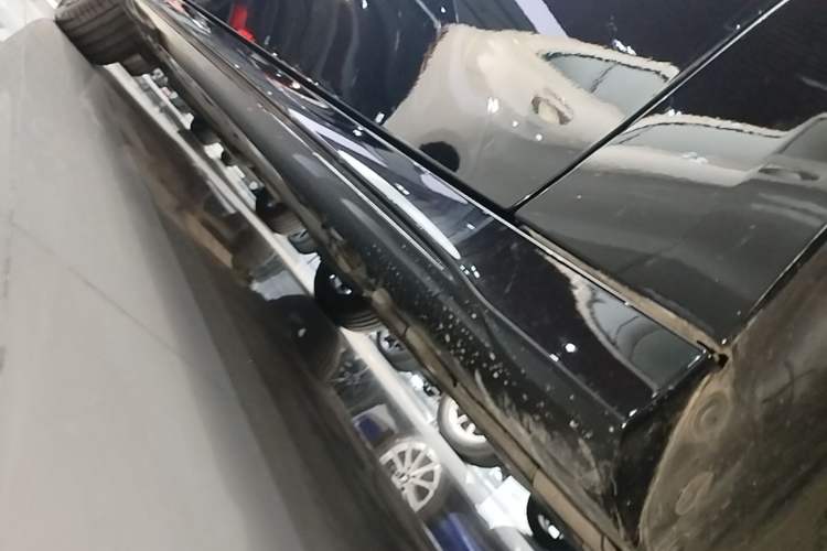 Used Mercedes-Benz A-Class 2022 Revised Version A 200 L Sport Sedan Fashionable Style Right Side Sill