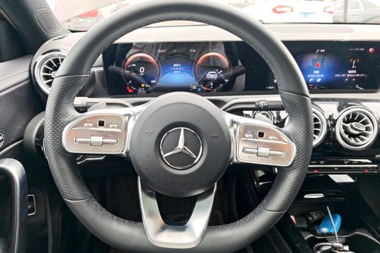 Used Mercedes-Benz A-Class 2022 Restyled A 200 L Sport Sedan Fashion Version Steering Wheel