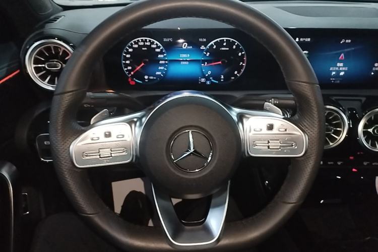 Used Mercedes-Benz A-Class 2022 Revised Version A 200 L Sport Sedan Fashionable Style Steering Wheel