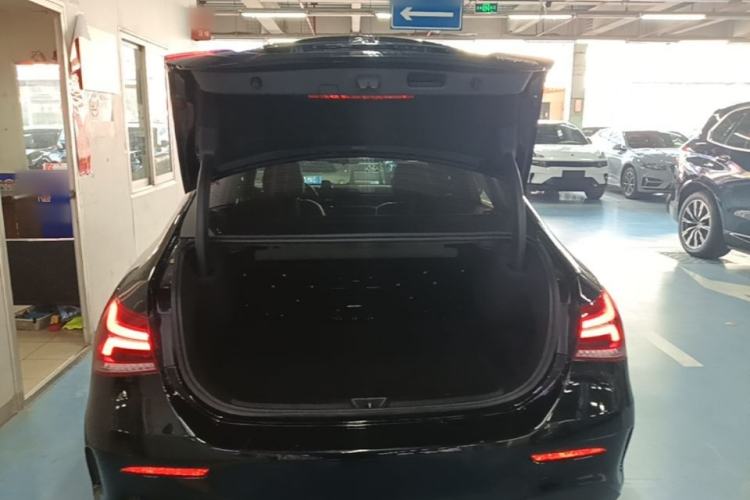 Used Mercedes-Benz A-Class 2022 Restyled A 200 L Sport Sedan Fashion Version Trunk