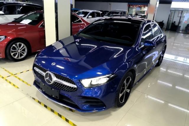 Used Mercedes-Benz A-Class 2022 Revised Version A 200 L Sport Sedan Fashionable Style