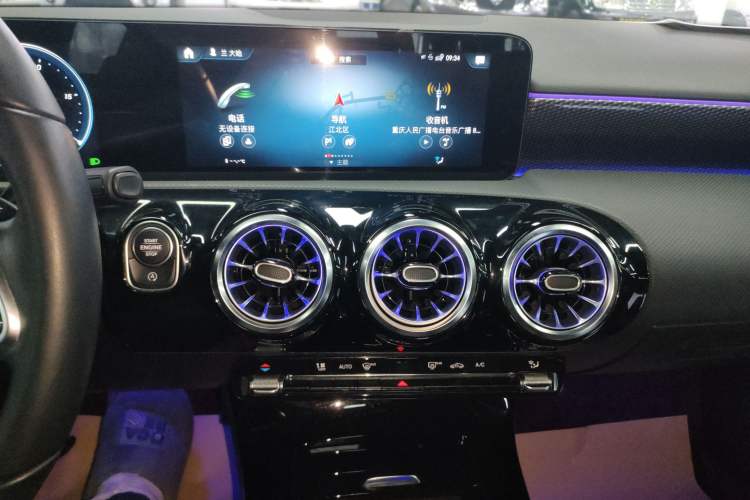 Used Mercedes-Benz A-Class 2022 Second Facelift A 200 Fashion Version Audio And AC Panel