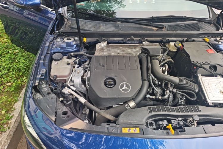 Used Mercedes-Benz A-Class 2022 Restyled A 200 L Sport Sedan Fashion Version Engine Bay Right